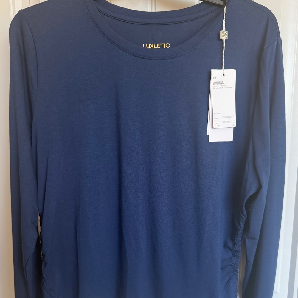 Lilly Pulitzer Heston Long Sleeve Luxletic Tee in Low Tide Navy - Size XL - NWT